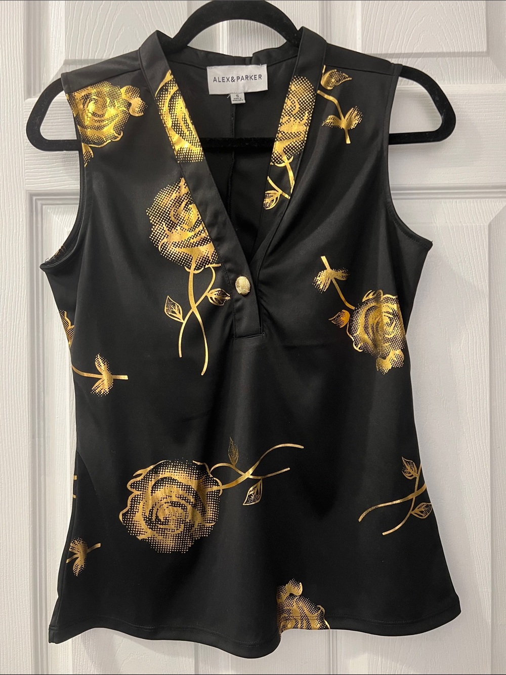 Alex & Parker Black Sleeveless V-Neck Cami with Gold Rose Print